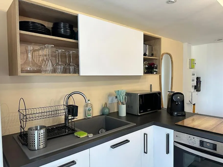Appartement Moderne Avec Jardin Et Parking Vannes France